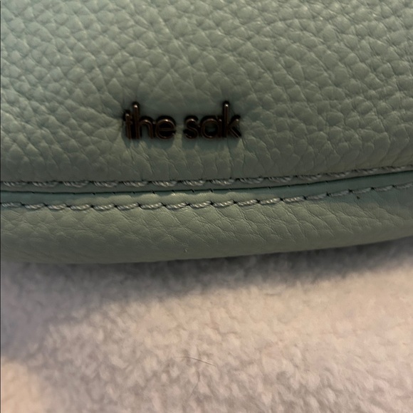 THE SAC Sequoia HOBO with Sakroots Artist Circle Large Smartphone Crossbody Bag - Picture 3 of 14